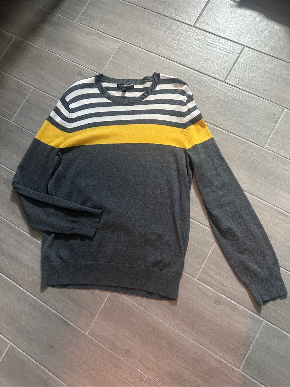 Banana Republic Men's Gray Crewneck Sweater with Yellow and White Stripes